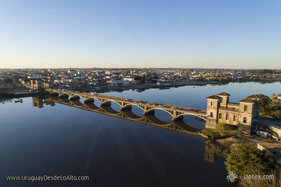Puente Mauá.
