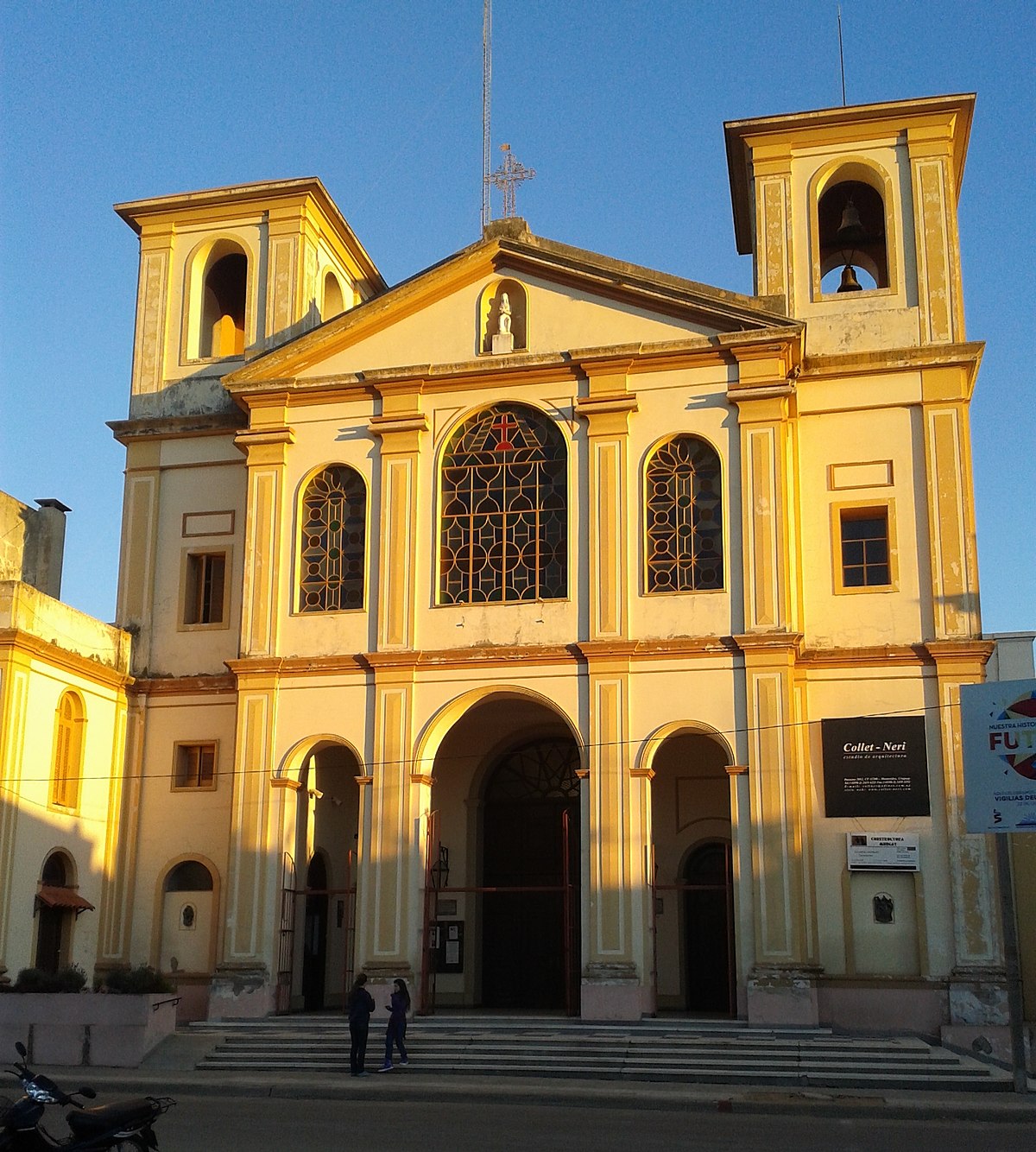 Nuestra Señora del Pilar y San Rafael