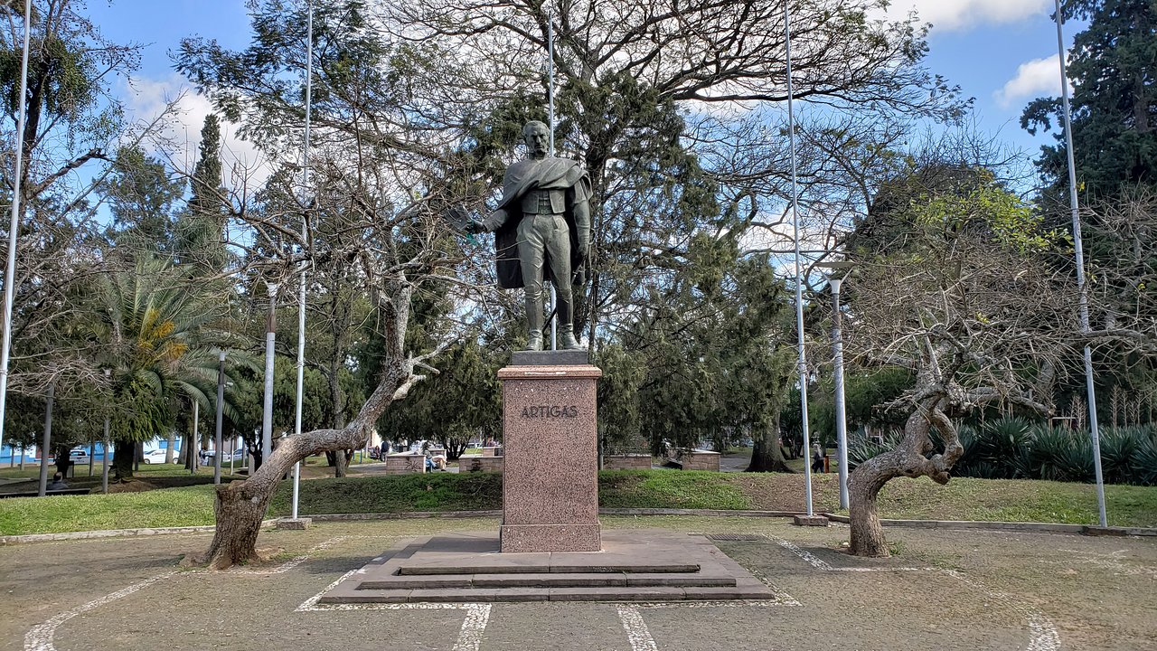 Plaza Artigas